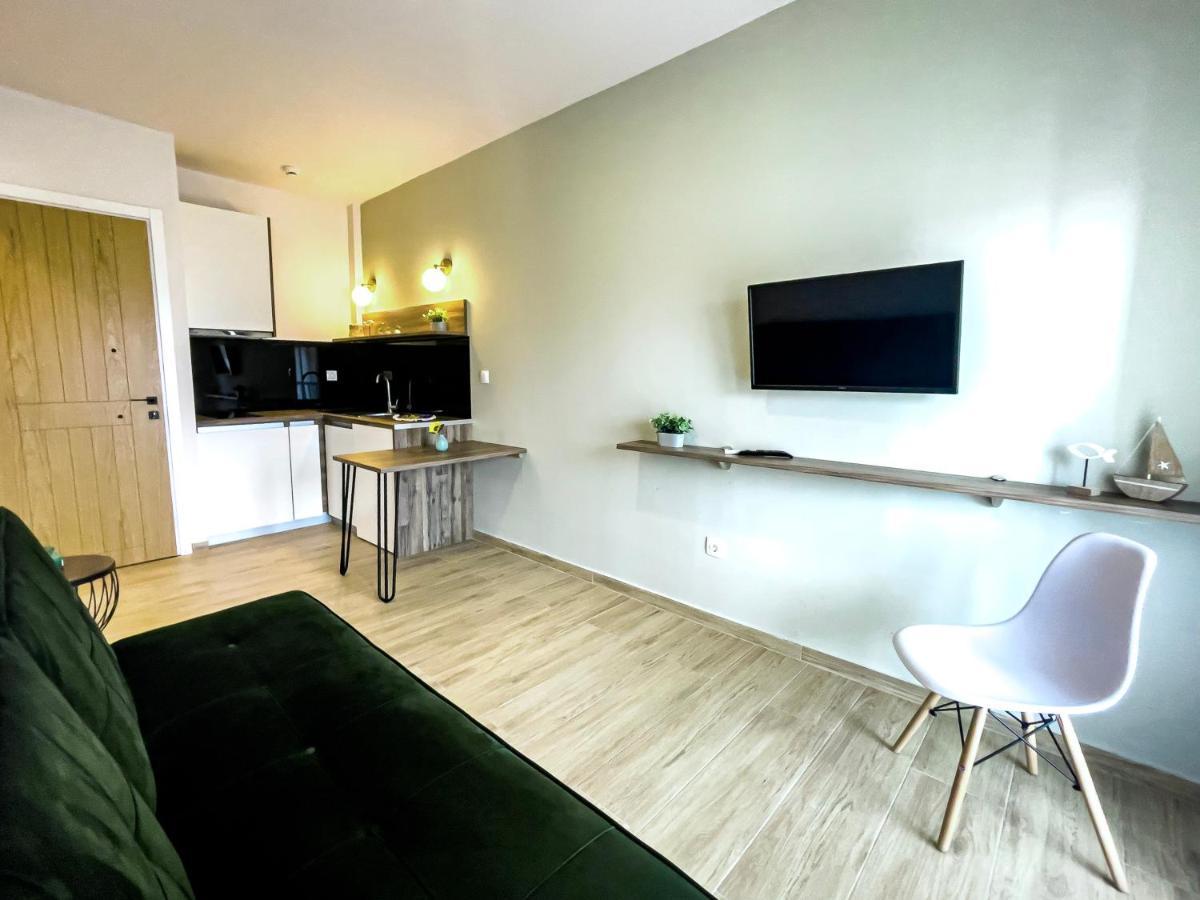Athonite All Seasons Luxury Suites Jeriszósz Kültér fotó
