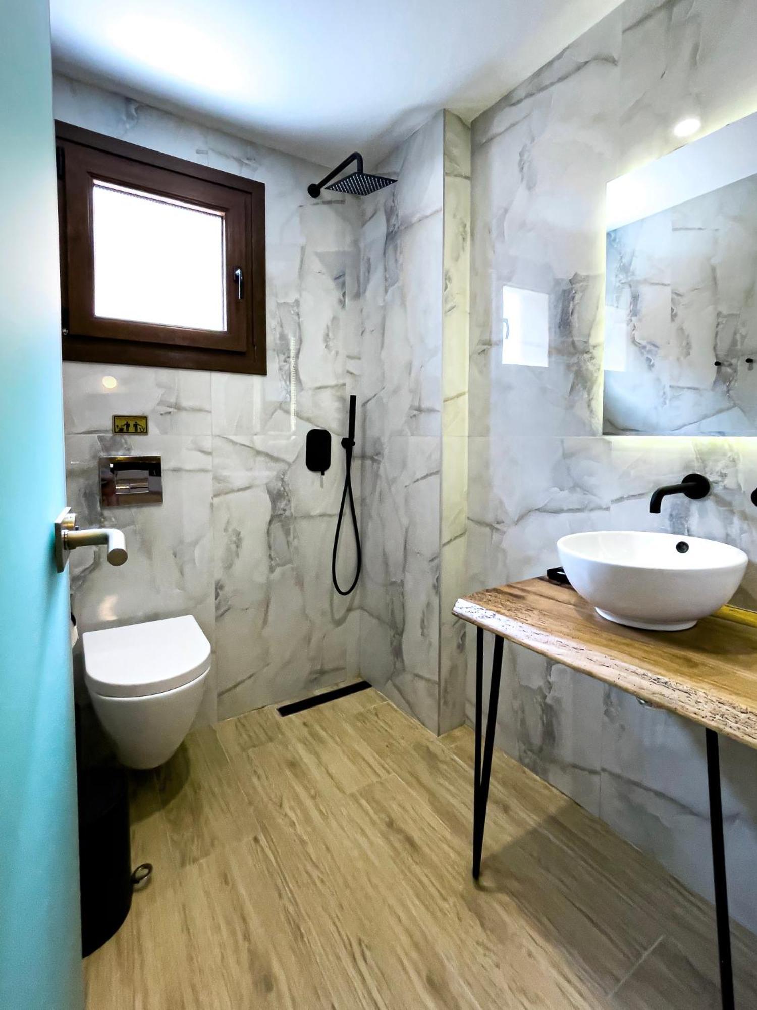 Athonite All Seasons Luxury Suites Jeriszósz Kültér fotó