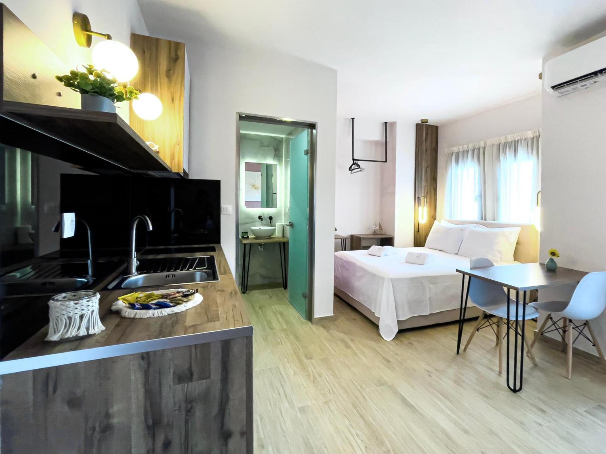 Athonite All Seasons Luxury Suites Jeriszósz Kültér fotó