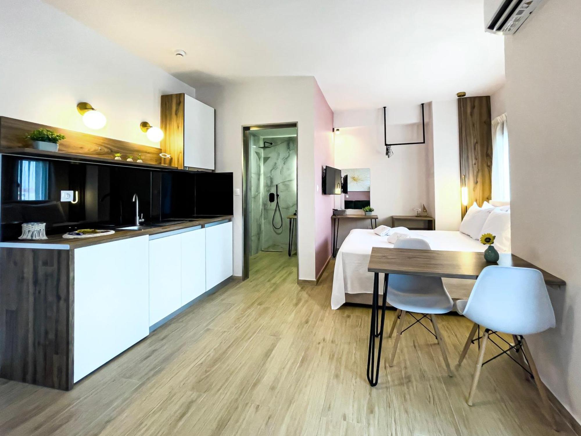 Athonite All Seasons Luxury Suites Jeriszósz Kültér fotó