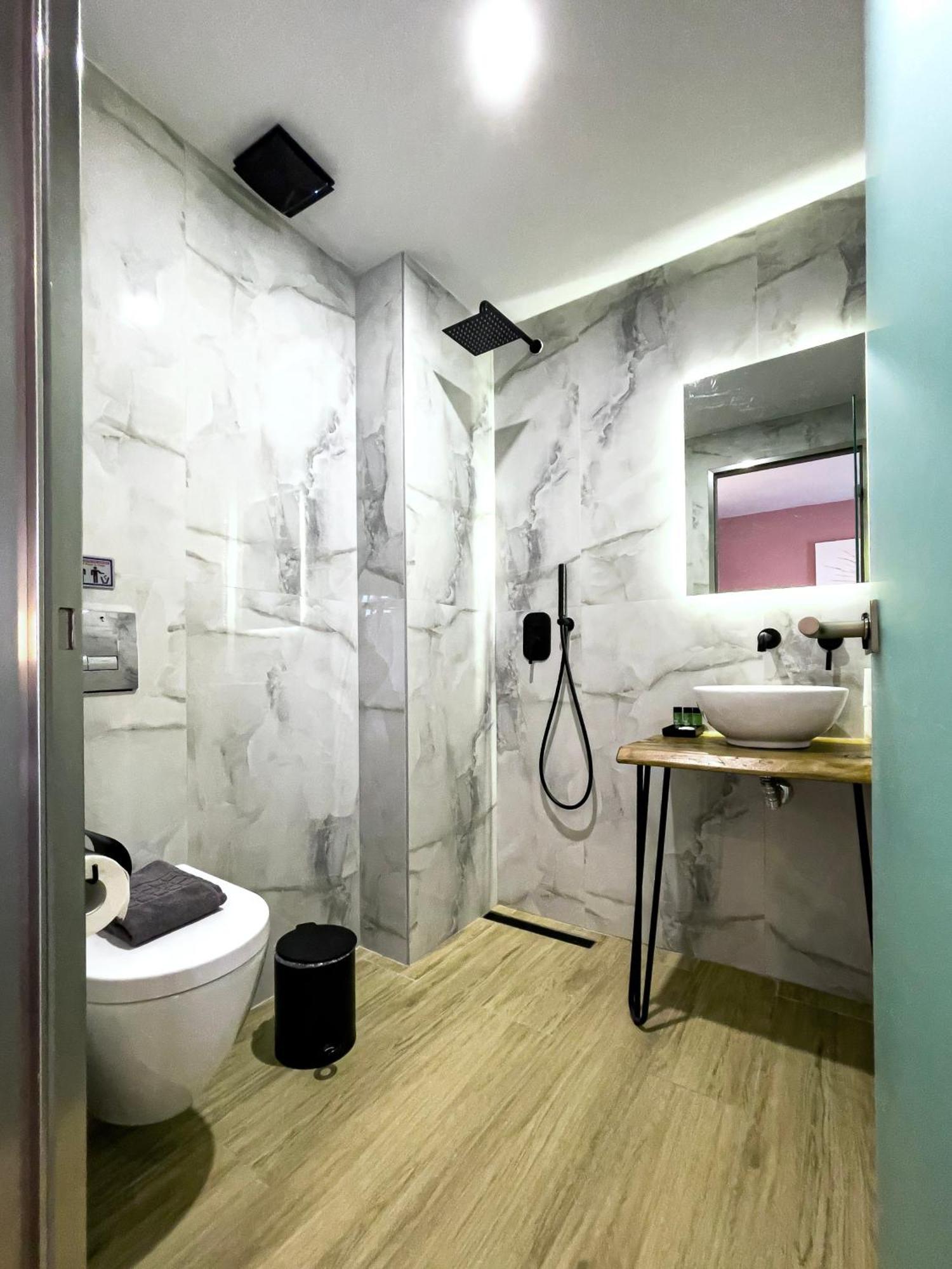 Athonite All Seasons Luxury Suites Jeriszósz Kültér fotó